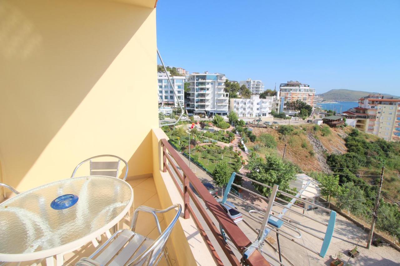 Klajdi Apartaments Sarandë Exteriör bild