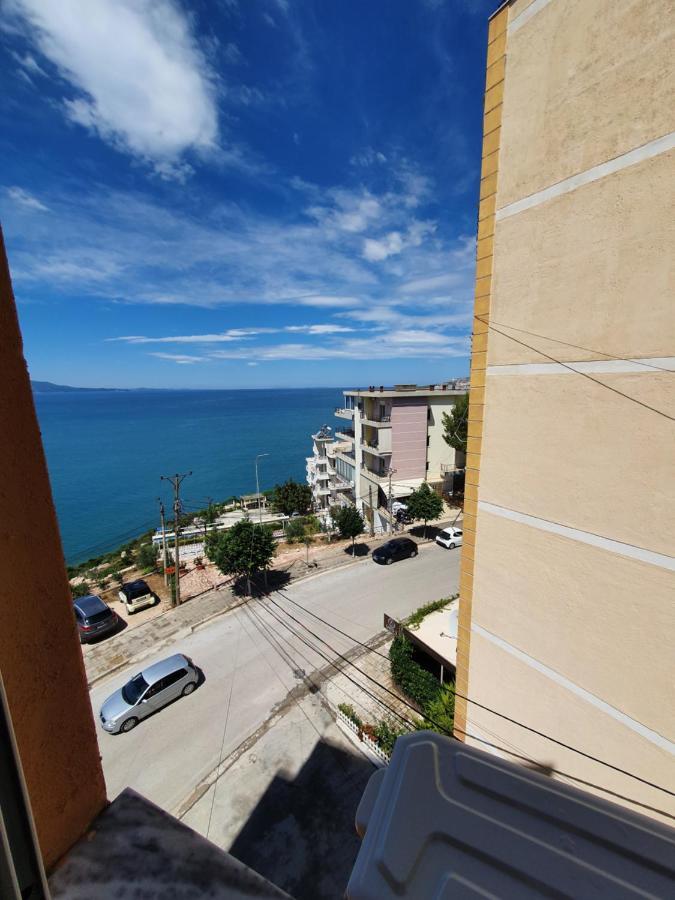 Klajdi Apartaments Sarandë Exteriör bild