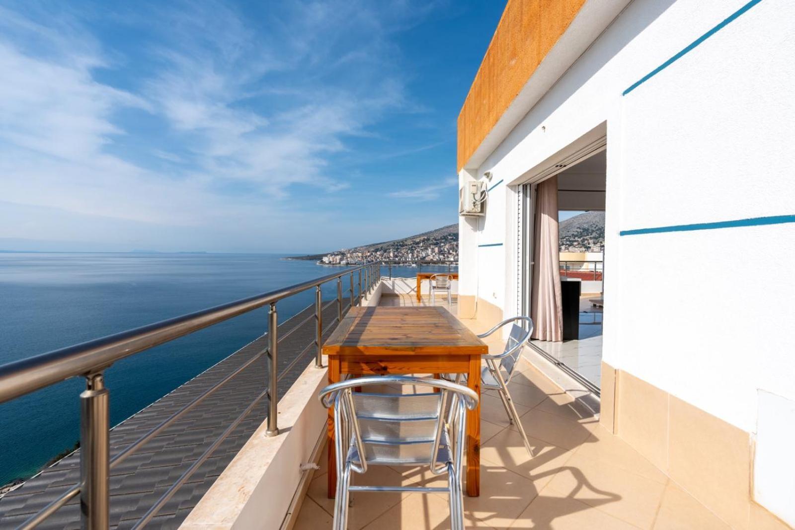 Klajdi Apartaments Sarandë Exteriör bild