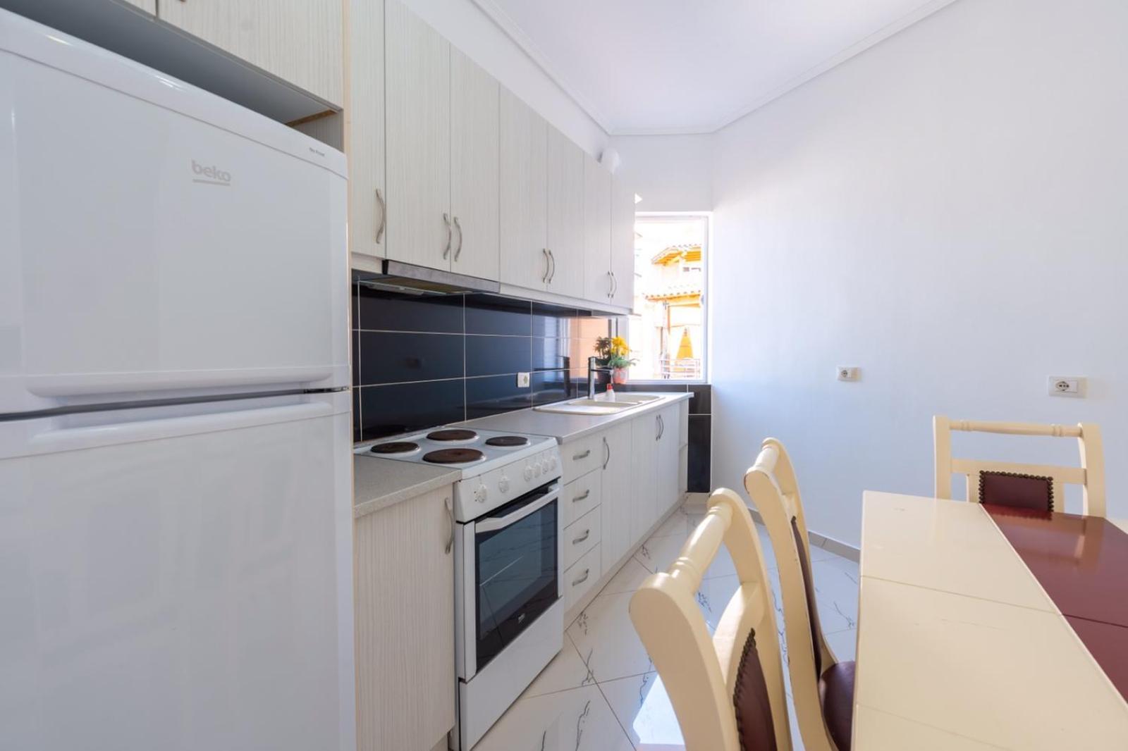 Klajdi Apartaments Sarandë Exteriör bild