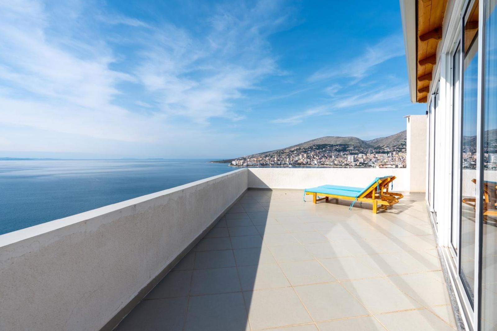 Klajdi Apartaments Sarandë Exteriör bild